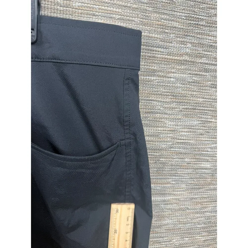 Under Armour Golf Straight Leg Pants Mens Size 42x34 Gray Loose Fit NEW
